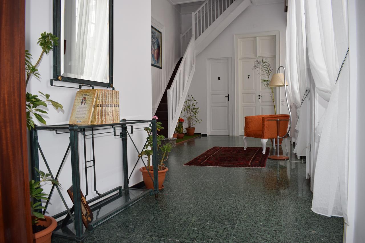 Casa Cinzia Bed & Breakfast ลาสปัลมาส เด กรานคานาเรีย ภายนอก รูปภาพ